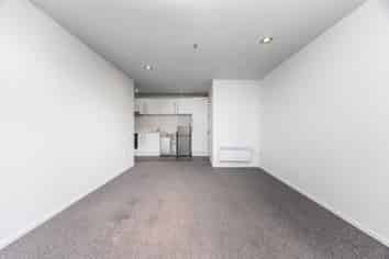 2B/11A City Road, Auckland Central
