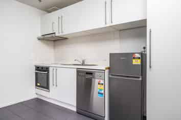 2B/11A City Road, Auckland Central