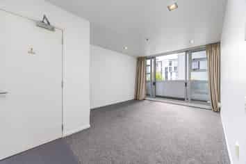 2B/11A City Road, Auckland Central