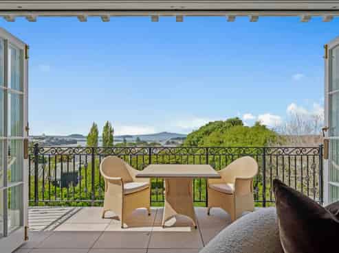 33 Arney Crescent, Remuera