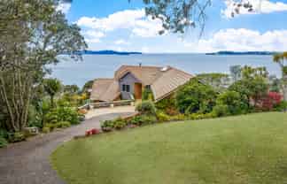 47 Puriri Place, Sandspit