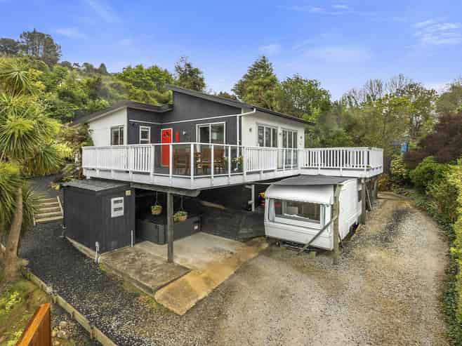 4 Seddon Street, Ravensbourne