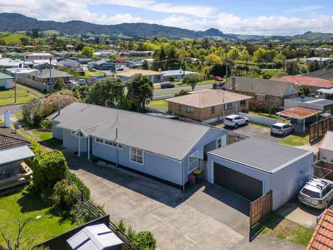 12 Carisbrooke Street, Katikati