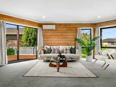 212B Norman Lesser Drive, Saint Johns