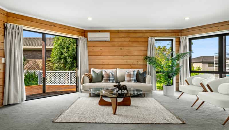 212B Norman Lesser Drive, Saint Johns