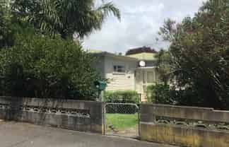64 Gribblehirst Road, Sandringham