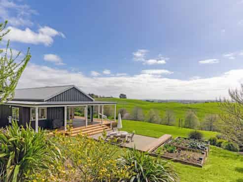 56b Taylor Road, Karaka