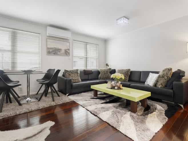 2/11 Maheke Street, St Heliers