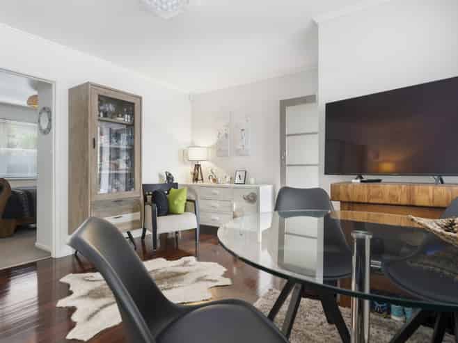 2/11 Maheke Street, St Heliers