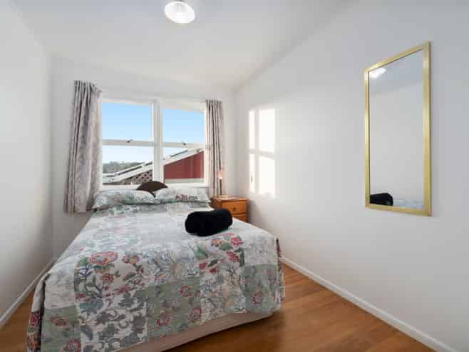 21 Arlette Place, Massey