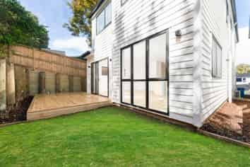 24D Cranston Street, Torbay
