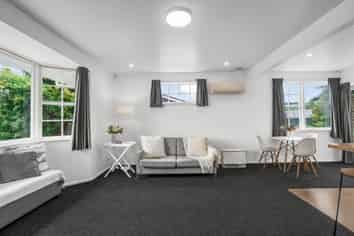 9 Laburnum Grove, Maungaraki