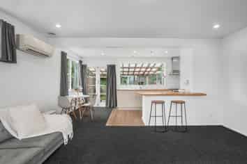 9 Laburnum Grove, Maungaraki