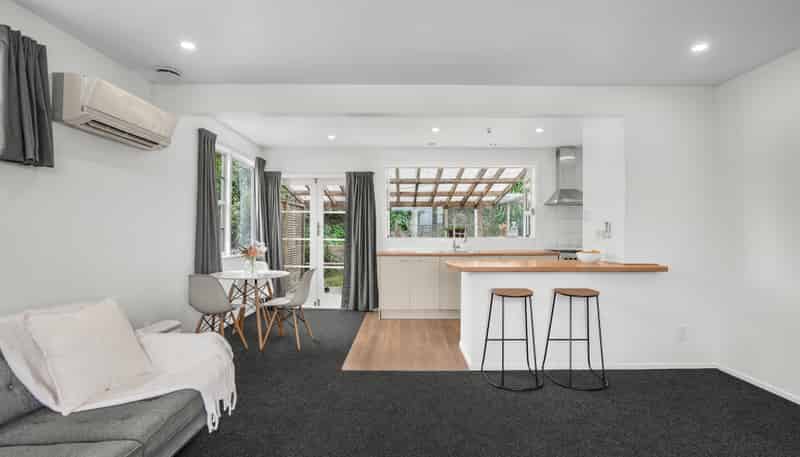 9 Laburnum Grove, Maungaraki