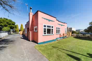 8 Heretaunga Street, Palmerston North
