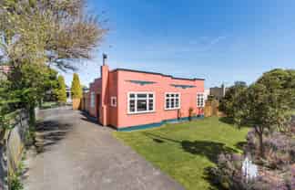 8 Heretaunga Street, Palmerston North