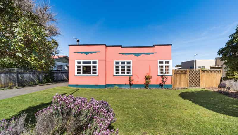 8 Heretaunga Street, Palmerston North