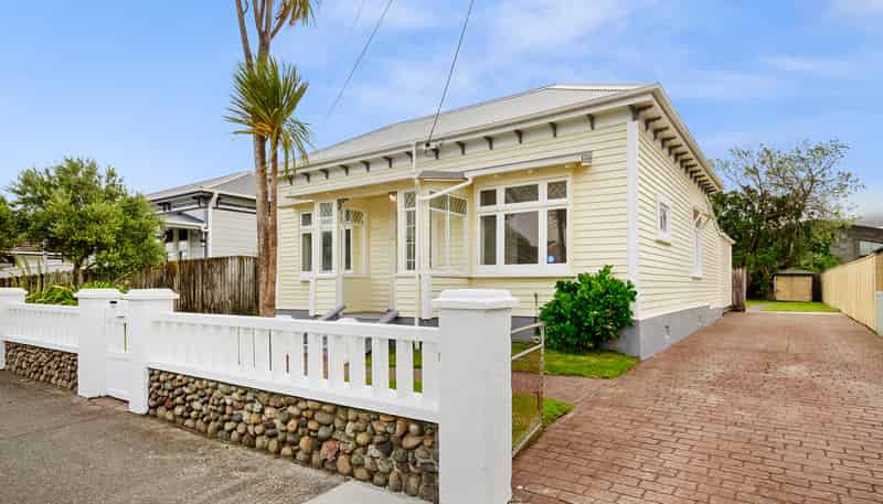 21 Nelson Street, Petone