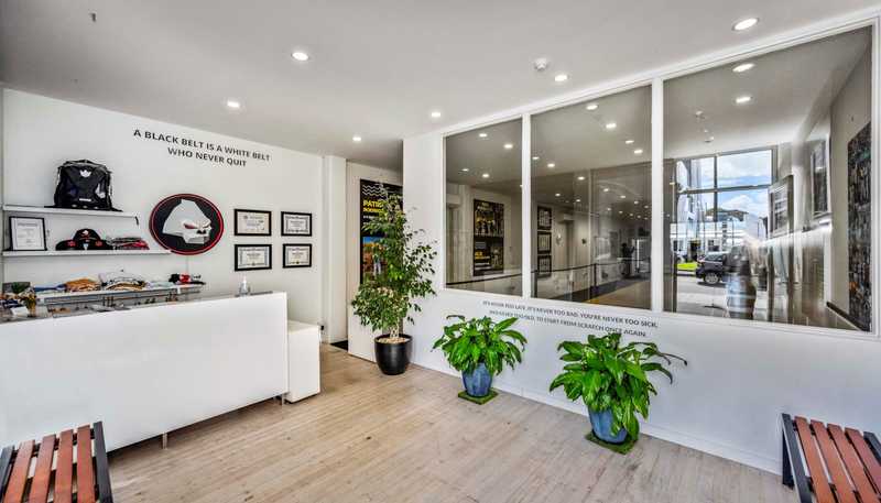 44 Broadway, Newmarket