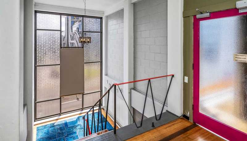 44 Broadway, Newmarket