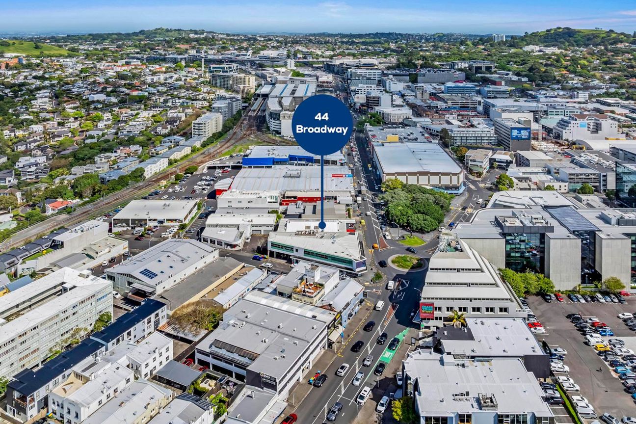 STRATEGIC NEWMARKET INVESTMENT - Ansicht 5