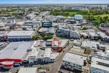 STRATEGIC NEWMARKET INVESTMENT
