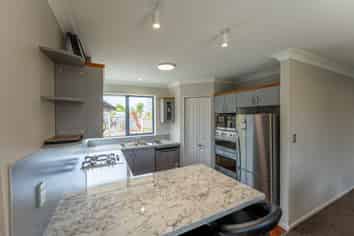 8A Jellicoe Street, Oceanview