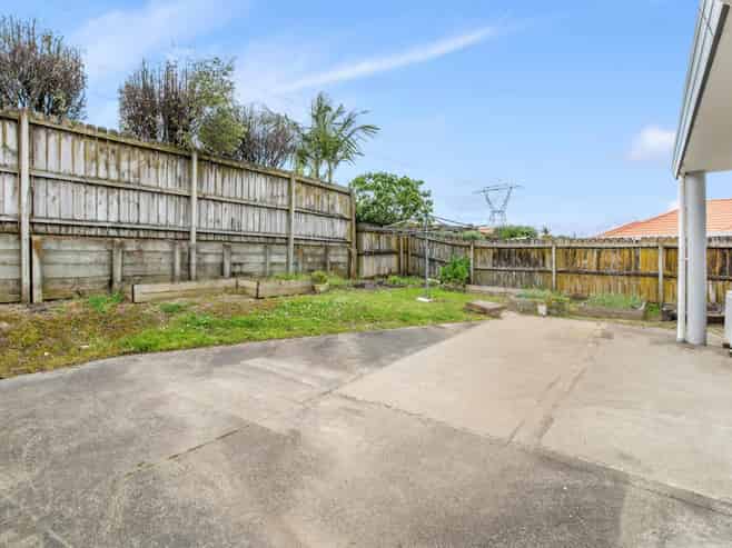 5 Whetstone Road, Flat Bush