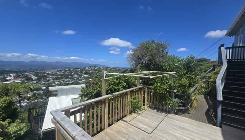 2/84 MItchell Street , Brooklyn