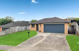 73 Riverside Drive, Waiuku