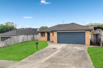 73 Riverside Drive, Waiuku