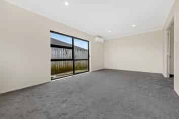73 Riverside Drive, Waiuku
