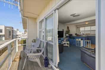 2/18 May Street, Mount Maunganui