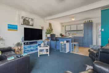 2/18 May Street, Mount Maunganui
