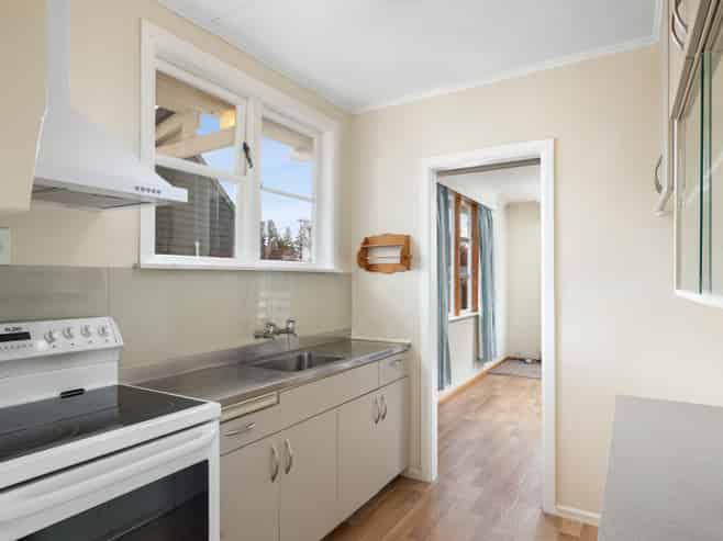 2 Keaton Street, Masterton