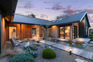 5 Loach Road, Hawea Flat