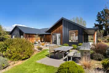 5 Loach Road, Hawea Flat