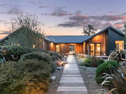 5 Loach Road, Hawea Flat