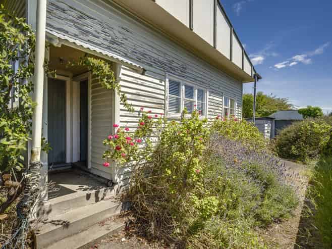 700 Tamatea Street, Mahora