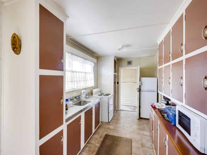 700 Tamatea Street, Mahora