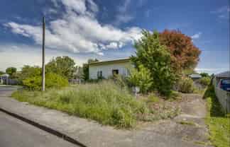 700 Tamatea Street, Mahora