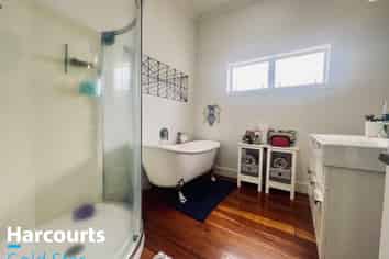 32 Kaihere Road, Ngatea