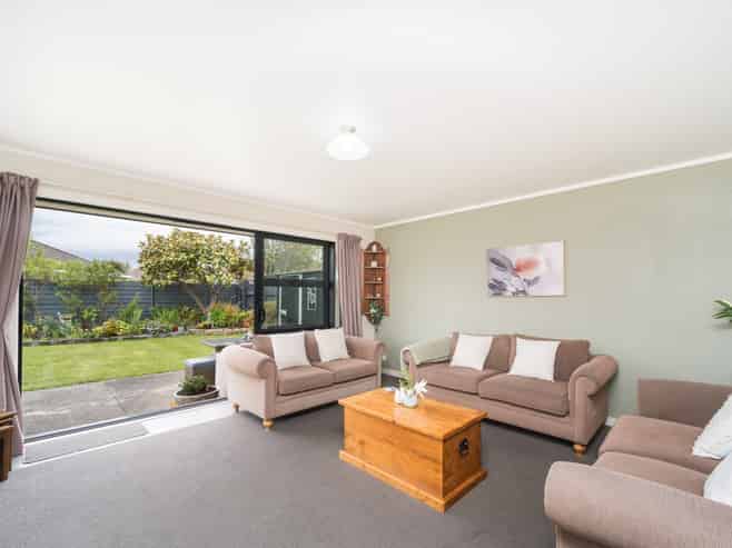 14C Rata Street, Roslyn
