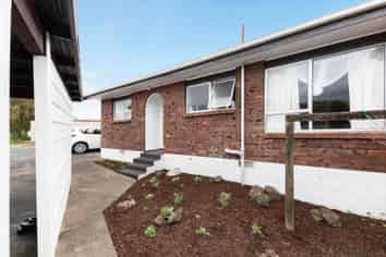1/40 Blacklock Avenue, Henderson