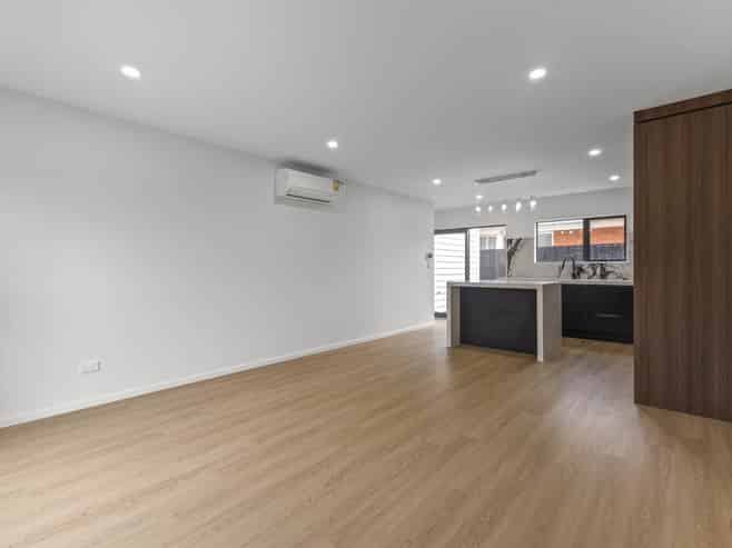 19B Bowater Place, Manurewa