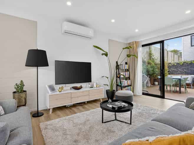 57B Hogans Road, Glenfield