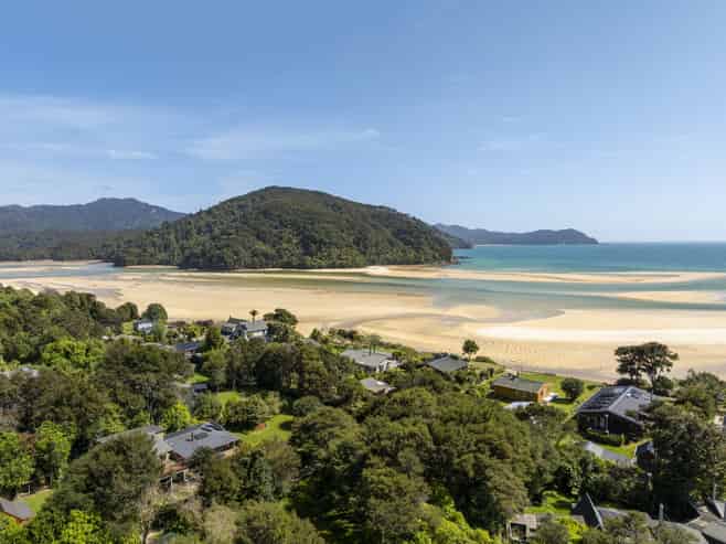 81 Awaroa Inlet, Awaroa