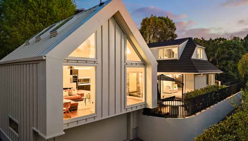 34 Dingle Road, St Heliers