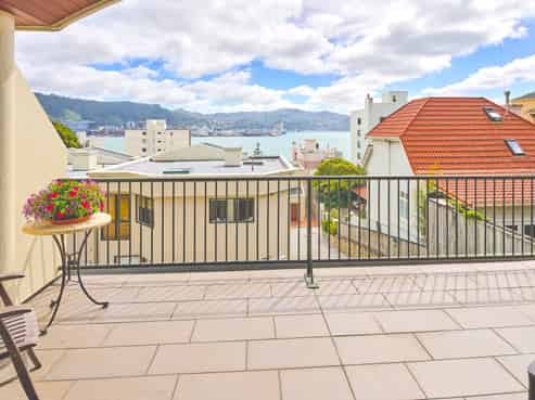 12/22 Oriental Terrace, Oriental Bay