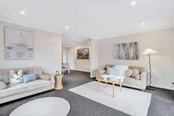 1 Loader Place, Tawhero